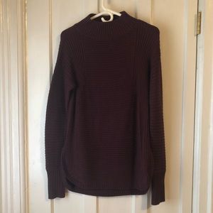Akini sweater in burgundy